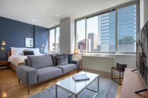 Midtown W Studio w sundeck Gym nr Times Sq NYC-263